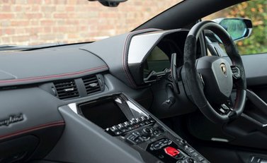 Lamborghini Aventador S LP740-4 17