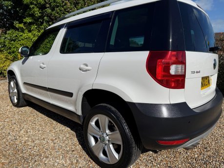 Skoda Yeti 2.0 TDI SE 4WD Euro 5 5dr 10