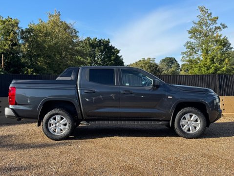 Mitsubishi L200 2.4 Bi-Turbo Titan Auto 4WD Euro 6 (s/s) 4dr 3