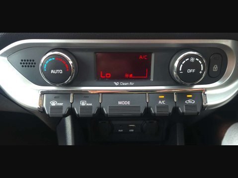 Kia Rio 1.4 Rio 3 ISG CRDi 5dr 42