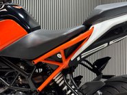 KTM Duke 2017 17K NEW MOT 125CC 15BHP NAKED BIKE 27