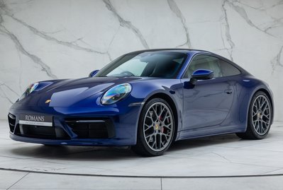 Porsche 911 Carrera S (992)