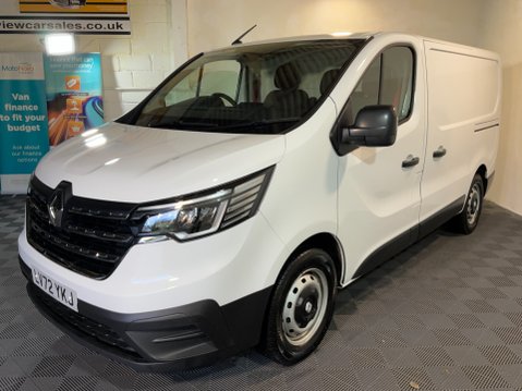Renault Trucks Uk Trafic 2.0 dCi Blue SL30 Business+ Panel Van 5dr Diesel Manual L1 H1 Euro 6 (s/s) 3