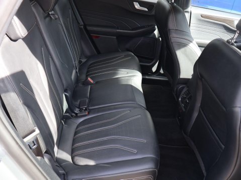 Ford Kuga 2.5h Duratec Vignale CVT Euro 6 (s/s) 5dr 15