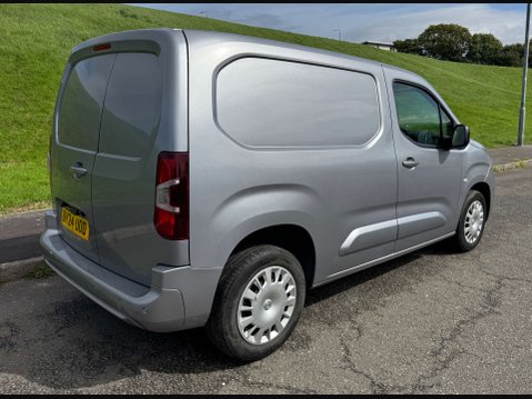 Vauxhall Combo 1.5 Combo 2300 Professional Turbo D S/S 4