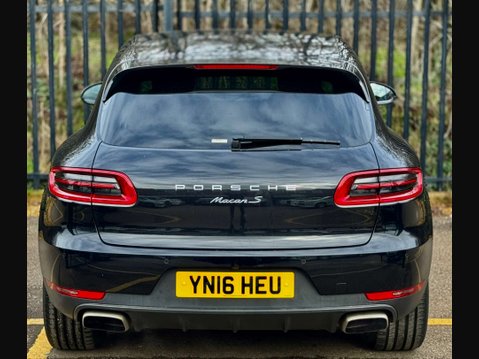 Porsche Macan 2.0T SUV 5dr Petrol PDK 4WD (s/s) (252 ps) 39
