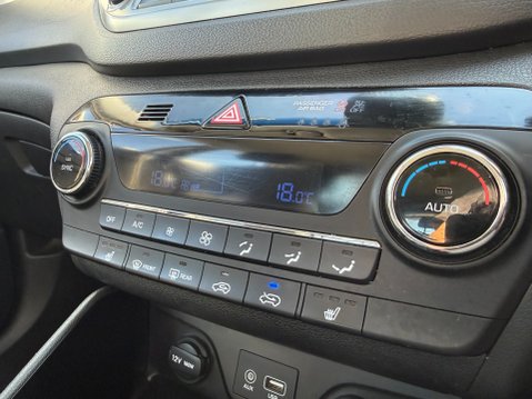 Hyundai TUCSON GDI SE BLUE DRIVE 33