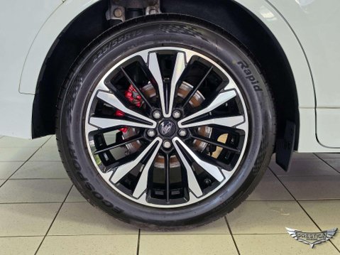 Ford Kuga 2.5 EcoBoost Duratec 14.4kWh ST-Line X CVT Euro 6 (s/s) 5dr 80