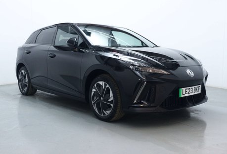 MG MG4 64kWh Trophy Long Range Hatchback 5dr Electric Auto (203 ps)