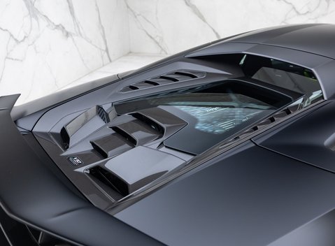 Lamborghini Huracan Tecnica 41