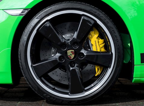 Porsche 911 (991.2) Turbo S 10
