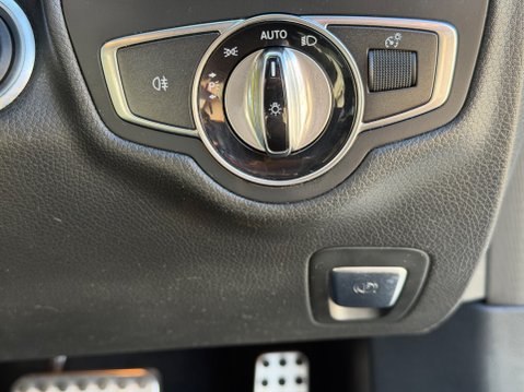 Mercedes-Benz C Class C220 D AMG LINE 18