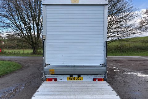 Vauxhall Movano F3500 125 ps Cdti Luton with Tail Lift & Air Con - Direct from MOD 11