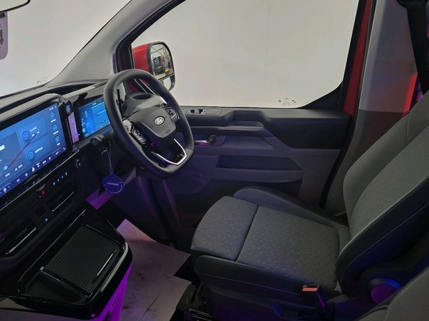 Ford Transit Custom Nugget L1 Titanium Auto *new* 5