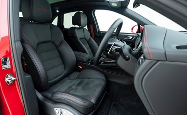 Porsche Macan GTS 10