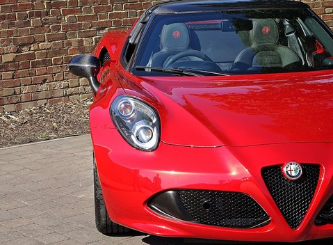 Alfa Romeo 4C Spider 11
