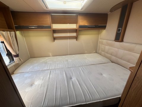 Auto-Trail Mohawk *** SOLD *** 27