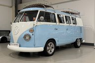 Volkswagen Transporter CARAVAN 1