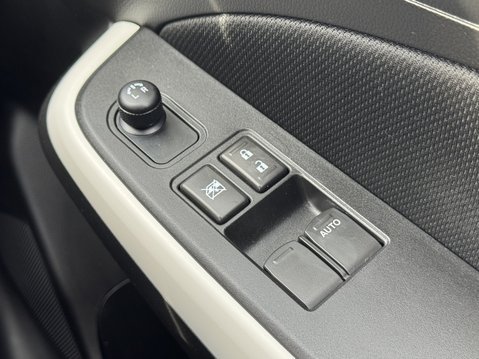 Suzuki Swift 1.2 Dualjet 83 12V Hybrid SZ-L 5dr 31