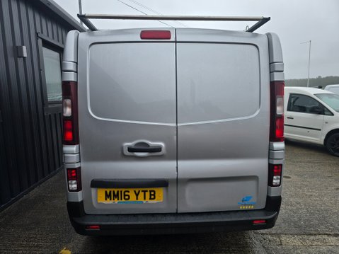 Renault Trafic SL27 SPORT DCI S/R P/V 4