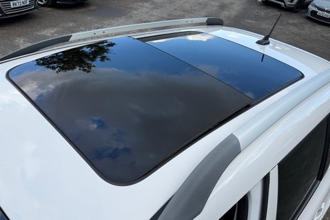 Skoda Yeti Outdoor LAURIN AND KLEMENT TDI DSG - RARE CAR - PAN ROOF -APPLE CARPLAY -8 SERVICES 21