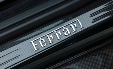 Ferrari Roma SPIDER 28