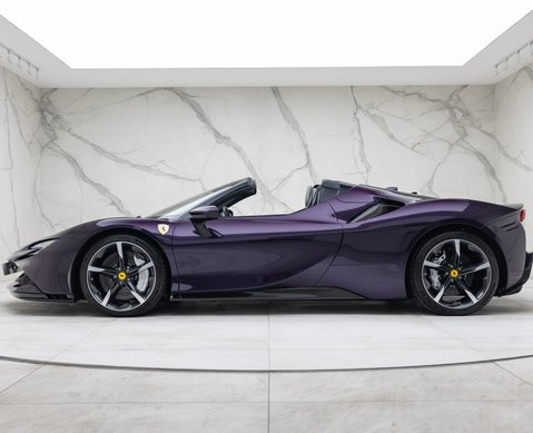 Ferrari SF90 Spider 