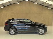 Jaguar F-Pace 2.0 F-PACE Portfolio AWD Auto 4WD 5dr 18