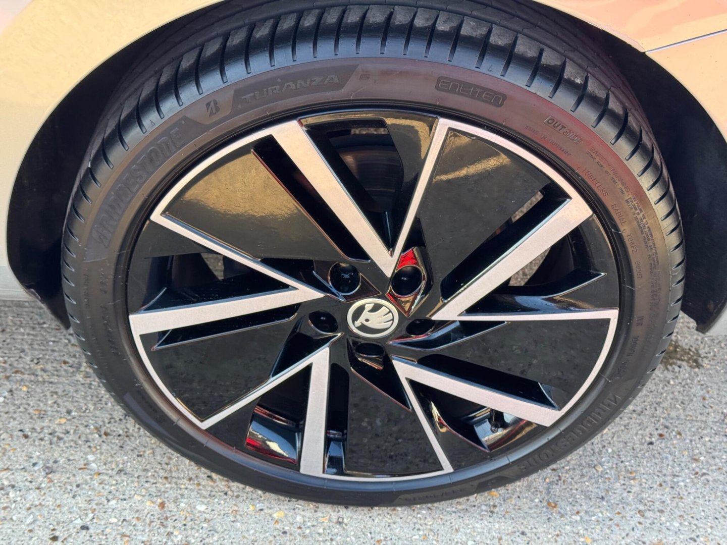 2020 Skoda Superb — image 47