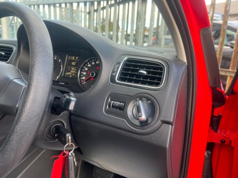 Volkswagen Polo 1.4 SE DSG Euro 5 5dr 37