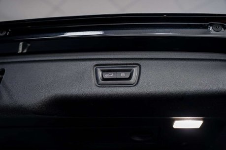 BMW 3 Series 3.0 M340d MHT Touring 5dr Diesel Hybrid Auto xDrive Euro 6 (s/s) (340 ps) 19