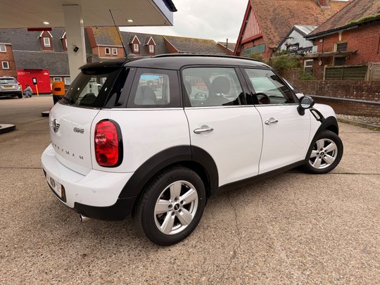 Mini Countryman COOPER
