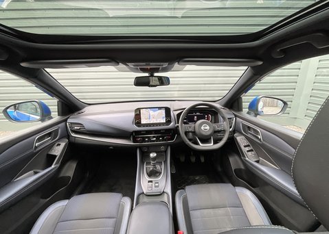 Nissan Qashqai DIG-T TEKNA MHEV 13