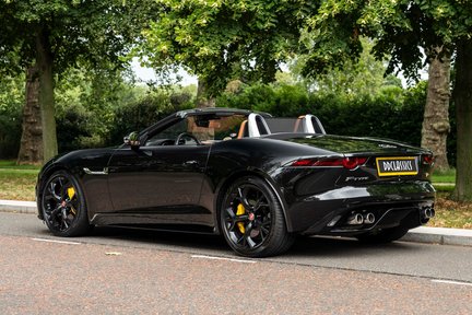 Jaguar F-Type V8 R 4