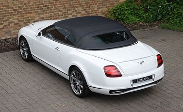 Bentley Continental Supersports Convertible ISR 5