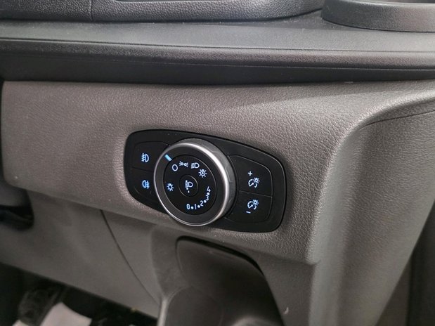 Ford Transit Custom 300 L2 DIESEL FWD 2.0 Eco Blue 170ps Low Roof Limited Van 24