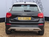 Audi Q2 TFSI SPORT 8