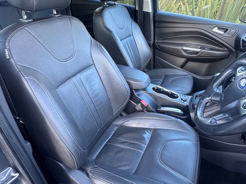 Ford Kuga TITANIUM X TDCI 7