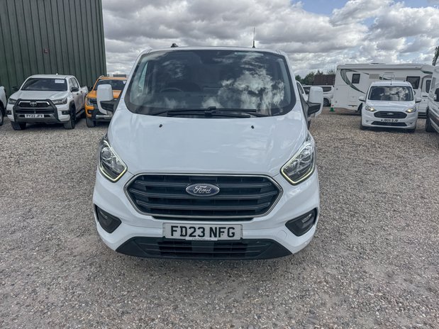 Ford Transit Custom SWB L1H1 Low Roof Limited 280 Air Con Alloys Sensors Cam EURO 6 3