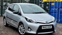Toyota Yaris 1.5 VVT-h T Spirit Hatchback 5dr Petrol Hybrid CVT Euro 5 (101 ps) 1