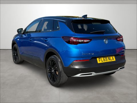 Vauxhall Grandland X 1.2 Turbo SRi Nav 3