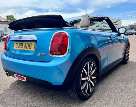 Mini Convertible 1.5 Cooper Exclusive Auto 2dr 66