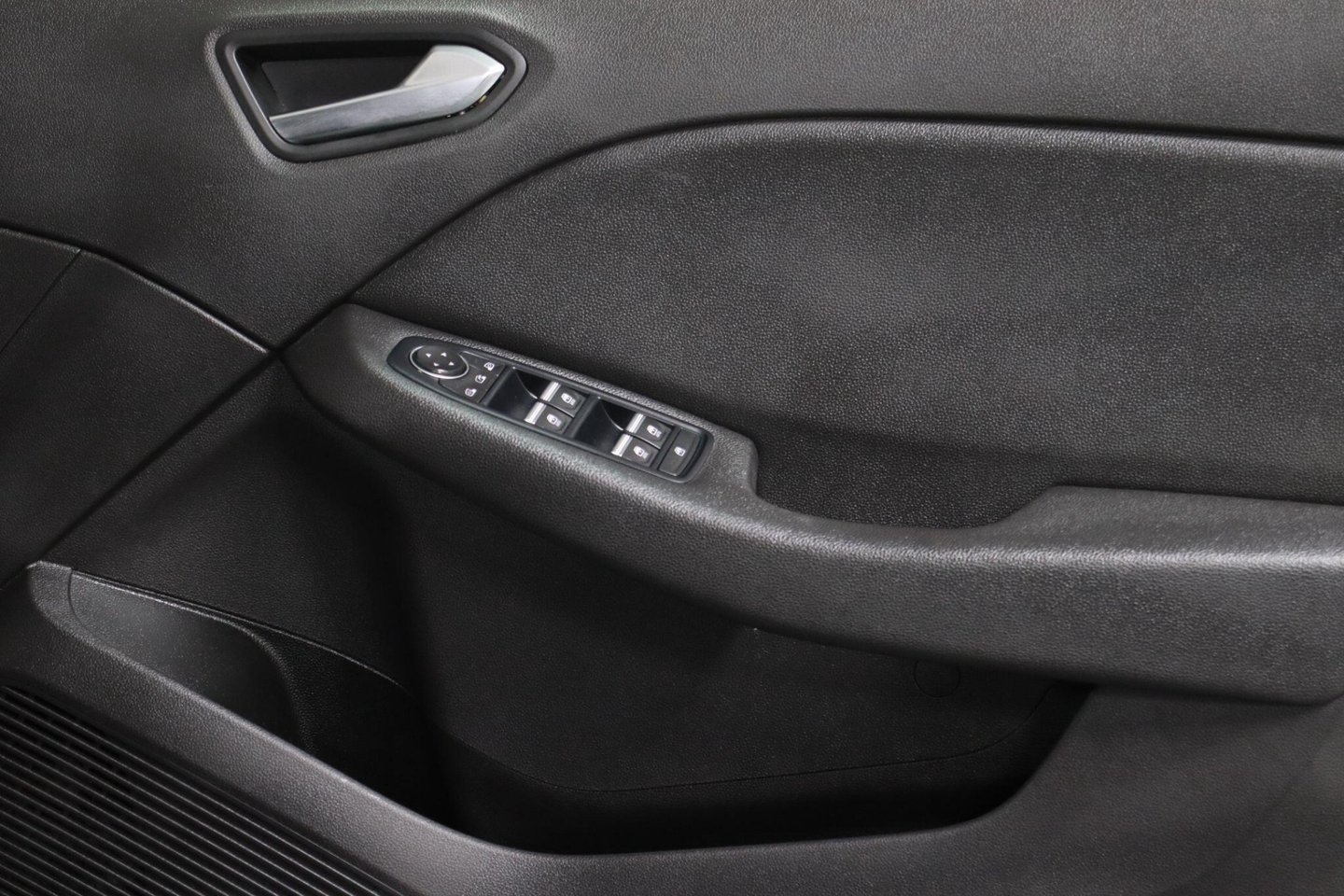 2020 Renault Clio — image 30