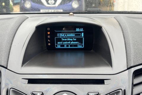 Ford Fiesta ZETEC.. 13 SERVICES.. 1 PREVIOUS KEEPER.. £35 ROAD TAX 6