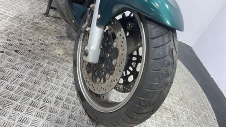 Triumph Sprint 955 ST 2001 26K RUNNING PROJECT BIKE SPARES OR REPAIR 955CC TOURER 23