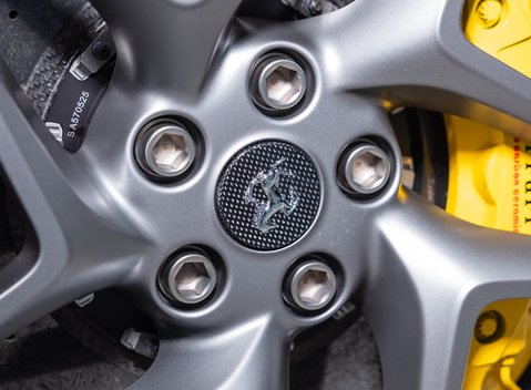 Ferrari F8 Tributo 34