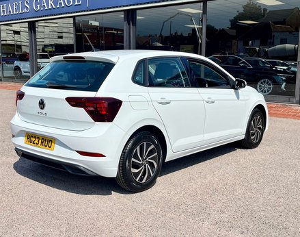 Volkswagen Polo 1.0 Polo Life 5dr 8