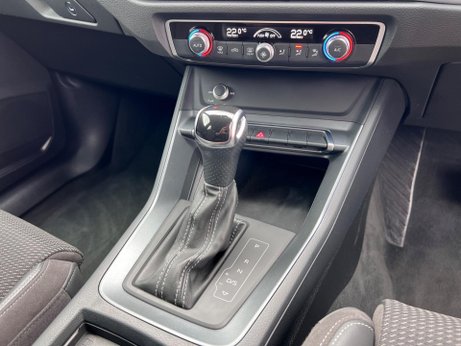 Audi Q3 2.0 TFSI 40 S line S Tronic quattro Euro 6 (s/s) 5dr 55