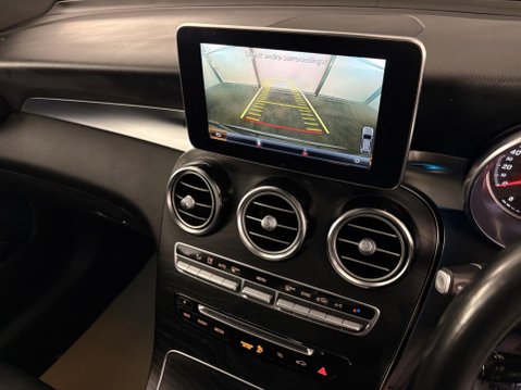 Mercedes-Benz GLC 2.0 GLC250 AMG Line (Premium Plus) G-Tronic 4MATIC Euro 6 (s/s) 5dr 15