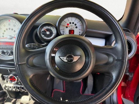 Mini Convertible 1.6 Cooper Auto Euro 5 2dr 16